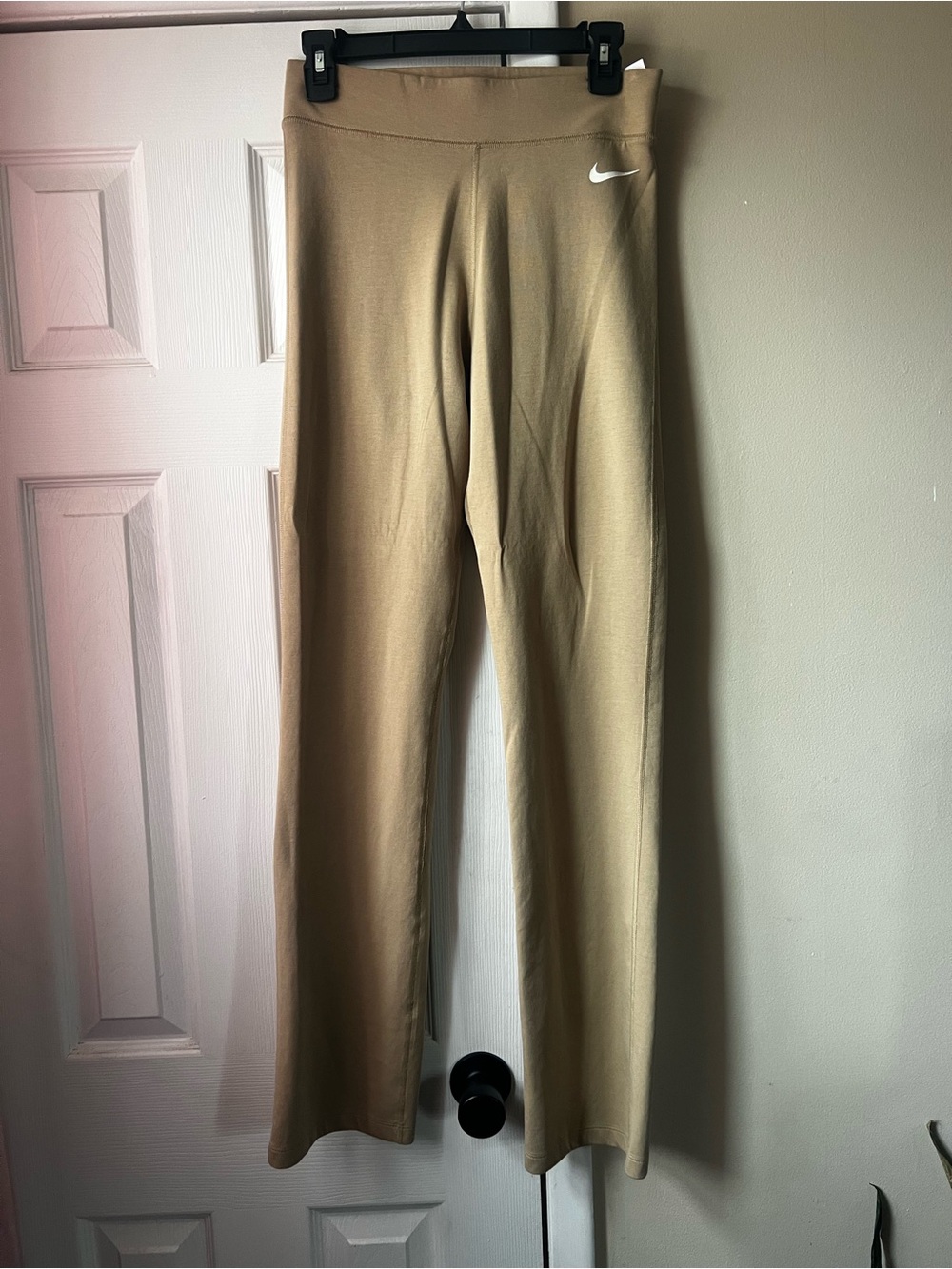 Nike CLASSIC HIGH-WAISTED BOOTCUT PANT